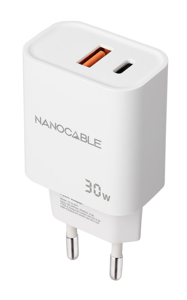 Chargeur de voiture NANOCABLE 10.10.2011